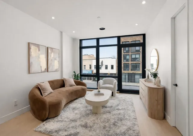 772-metropolitan-ave-2-a-new-york-city-ny-11211/hzid_579a4dda