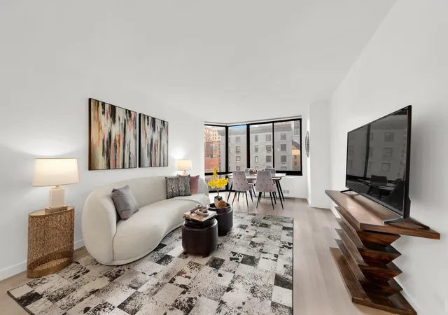 215-w-95th-street-5k-new-york-city-ny-10025/hzid_8e4da707