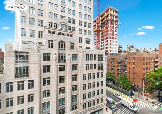 201-e-83rd-street-8-b-new-york-city-ny-10028/hzid_1ee1cb3f