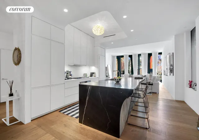 325-w-broadway-2a-new-york-ny-10013/hzid_4c580d92