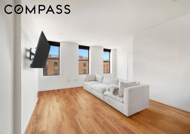 2605-frederick-douglass-blvd-4b-new-york-ny-10030/hzid_1cee3784
