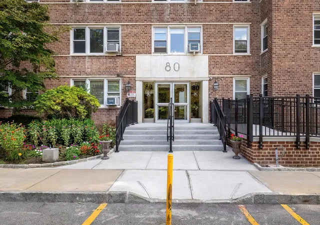 80-knolls-crescent-6-m-new-york-city-ny-10463/hzid_59c8246f