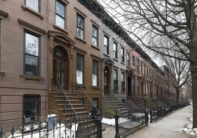 352-4th-street-new-york-city-ny-11215/hzid_a8943616