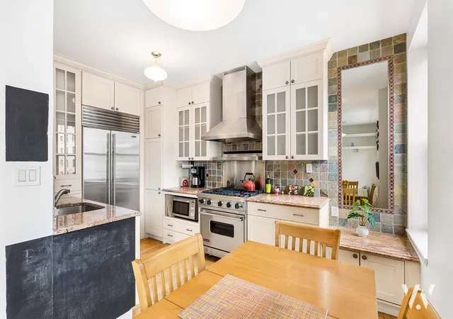 250-w-103rd-street-10a-new-york-ny-10025/hzid_43f22569