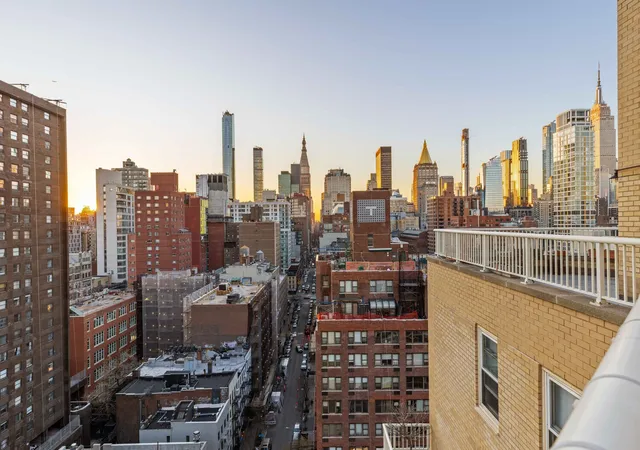 305-e-24th-st-20m-new-york-city-ny-10010/hzid_4b642363
