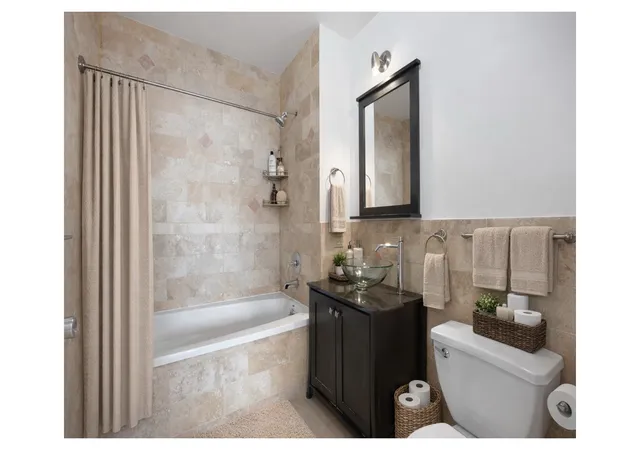 216-calyer-st-1a-new-york-city-ny-11222/hzid_17b23d1c
