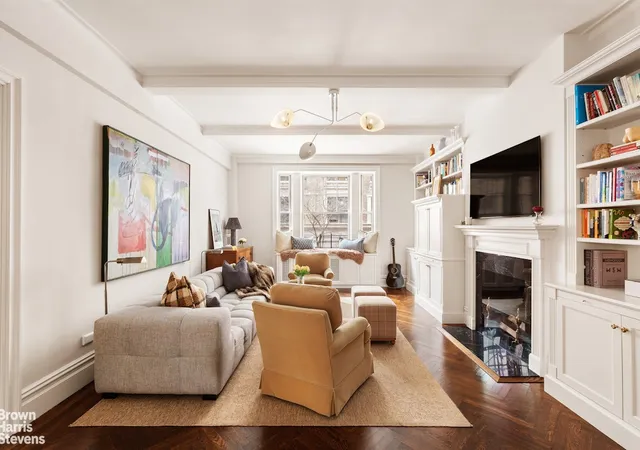 103-e-84th-street-3b-new-york-ny-10028/hzid_d0357cb1