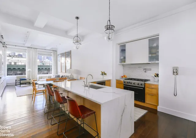 15-e-26th-street-11f-new-york-ny-10010/hzid_4ec24367