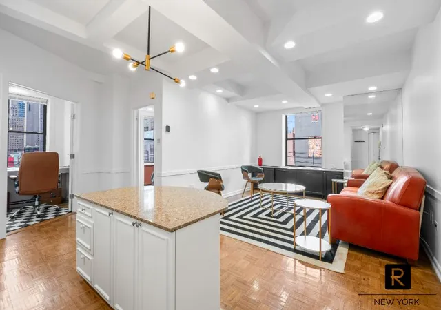 150-w-51st-street-1007-new-york-ny-10019/hzid_ca7f3957
