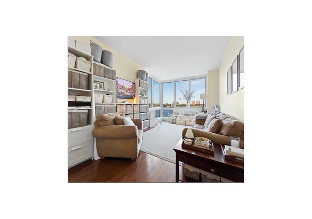 120-riverside-blvd-12f-new-york-city-ny-10069/hzid_90b72eba