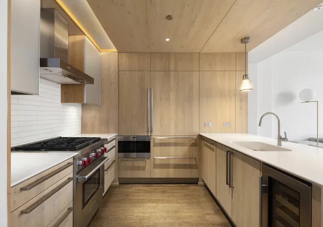 211-e-13th-street-5c-new-york-ny-10003/hzid_28b6111c