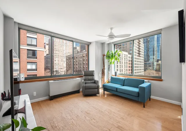 21-s-end-ave-631-new-york-city-ny-10280/hzid_ce38dbed