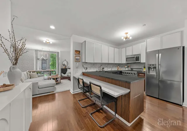 130-w-19th-street-4f-new-york-ny-10011/hzid_05518d9c