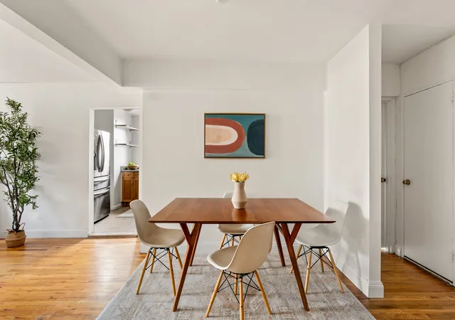 275-webster-ave-6m-new-york-city-ny-11230/hzid_21ee82c9