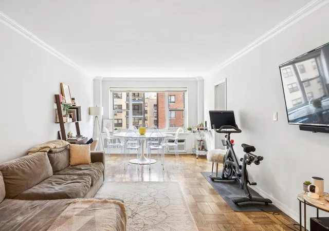 440-e-79th-st-9c-new-york-city-ny-10075/hzid_dba624db