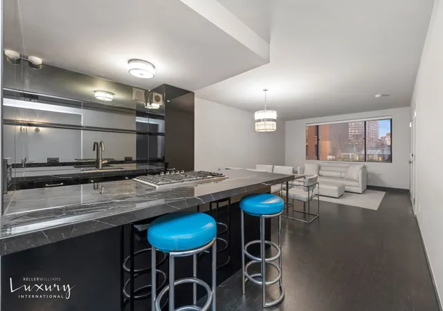 44-e-12th-st-9a-new-york-city-ny-10003/hzid_39215b1e