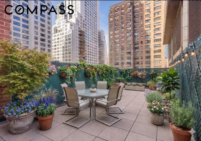 301-e-62nd-street-2b-new-york-city-ny-10065/hzid_5e001580