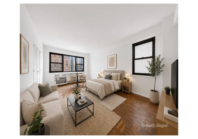 305-e-72nd-st-11is-new-york-city-ny-10021/hzid_44be1ce4