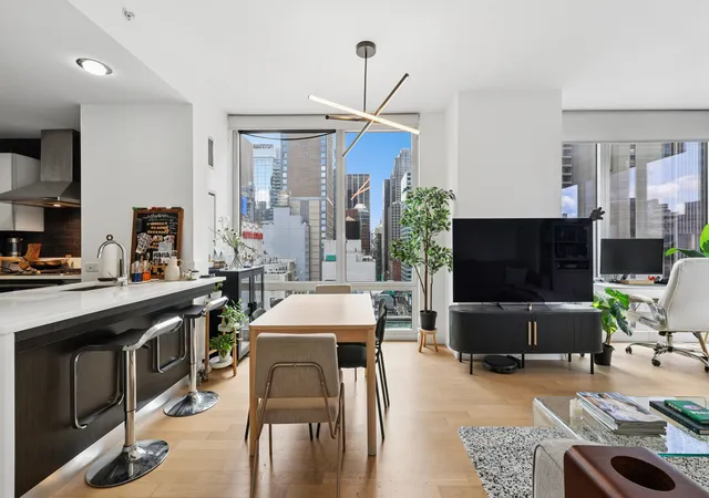 247-w-46th-street-2204-new-york-ny-10036/hzid_b9c87ec8
