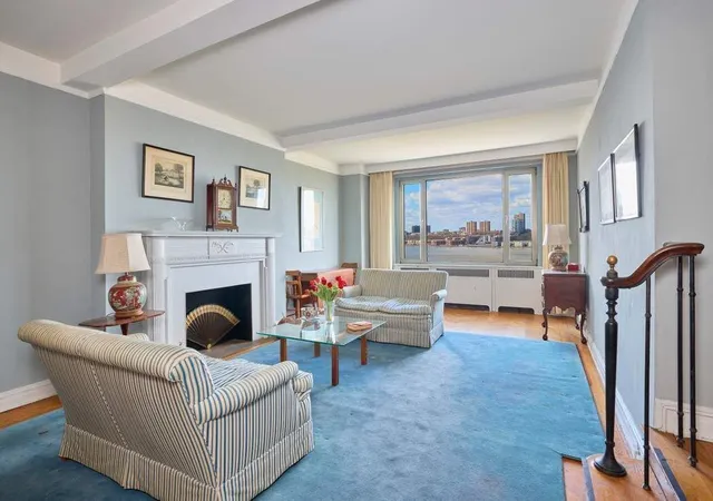 5-riverside-dr-12c-new-york-city-ny-10023/hzid_d1c60881