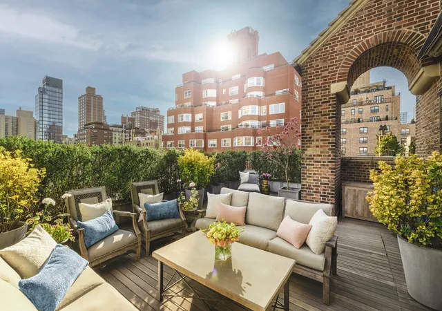 235-e-73rd-st-pha-new-york-city-ny-10021/hzid_ec4a9bd6