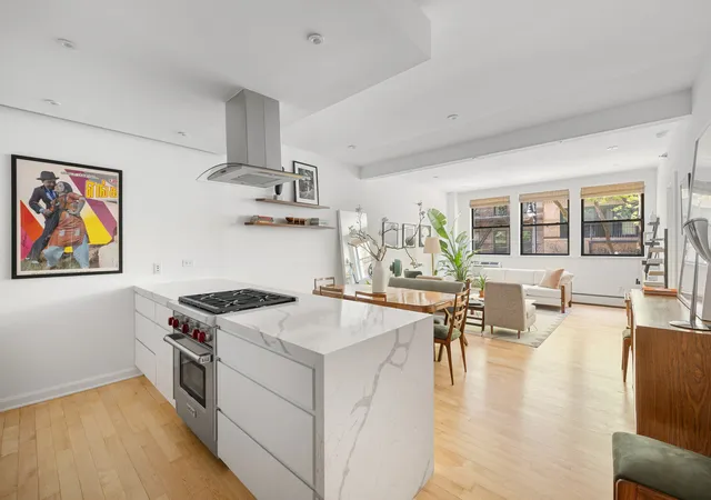 50-orchard-st-2a-new-york-ny-10002/hzid_9ec4a18f