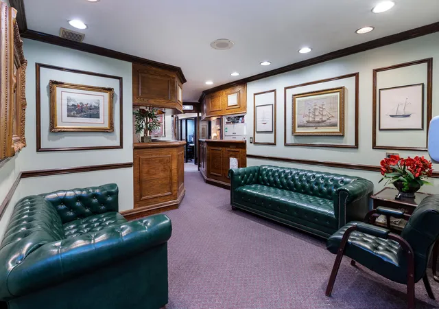 400-e-56th-street-new-york-city-ny-10022/hzid_5cfae777