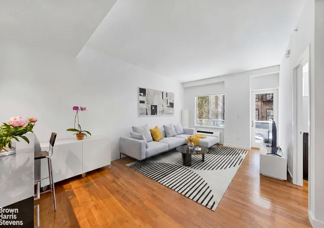 330-e-109th-st-2a-new-york-city-ny-10029/hzid_1cc20eb4