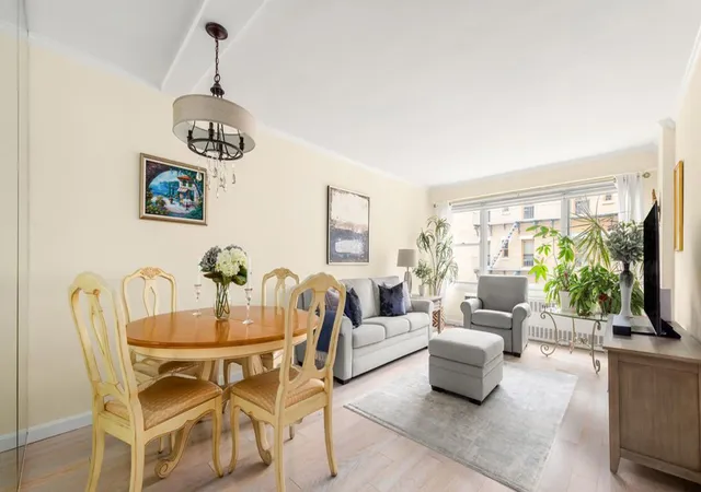 435-e-65th-st-6e-new-york-city-ny-10065/hzid_f3a0af52