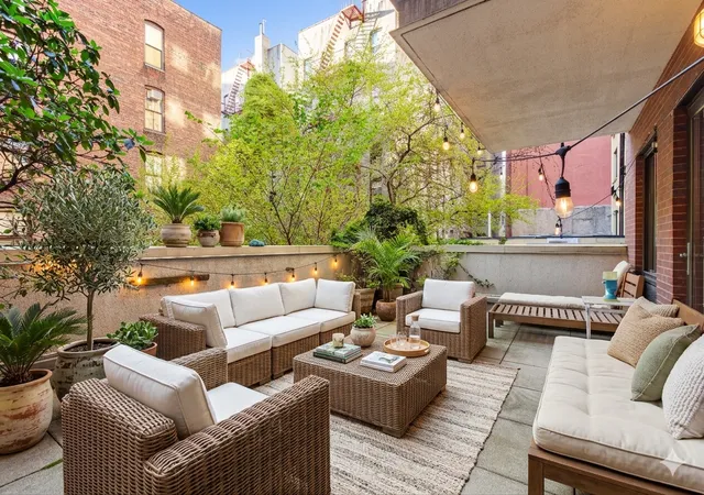 353-e-104th-st-2f-new-york-city-ny-10029/hzid_153e932c