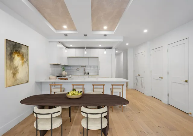 241-16th-street-1-brooklyn-ny-11215/hzid_6582ce01