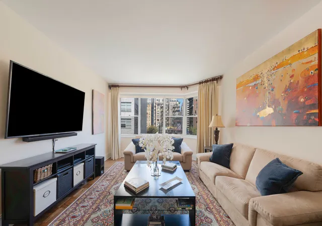 150-e-61st-st-10c-new-york-city-ny-10065/hzid_a20d67ea