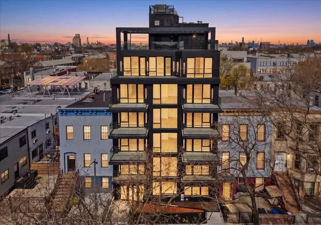 107-schaefer-st-ph-new-york-city-ny-11207/hzid_a0c135be