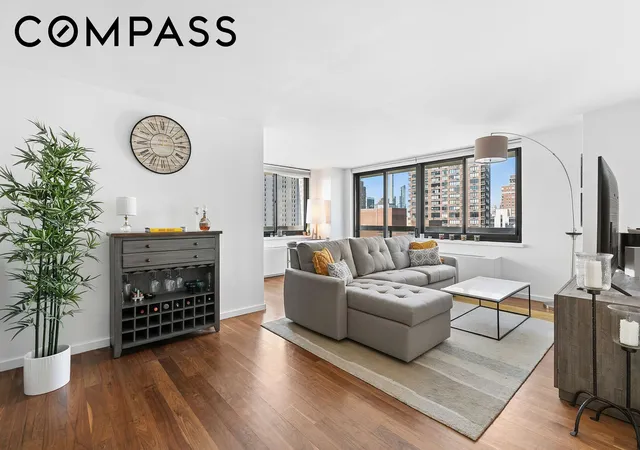 515-e-72nd-st-23g-new-york-city-ny-10021/hzid_87e5f80f