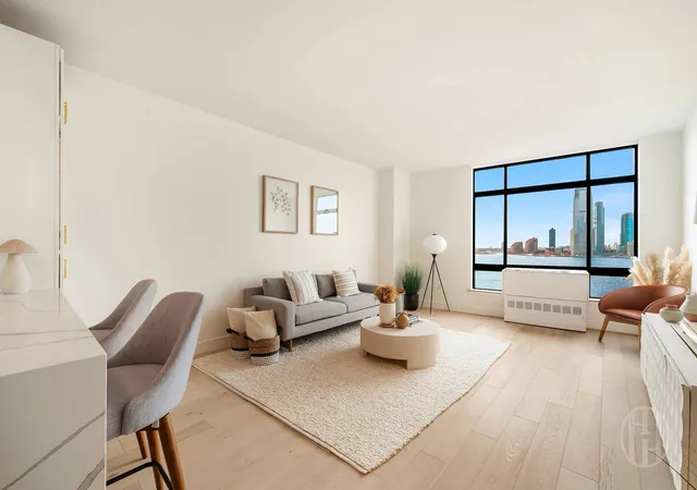 350-albany-st-8a-new-york-city-ny-10280/hzid_d3d8c23e