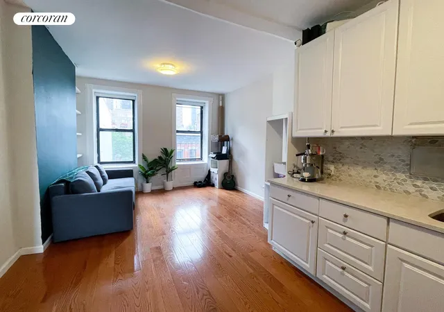 349-w-44th-st-5fe-new-york-city-ny-10036/hzid_4cf3492b