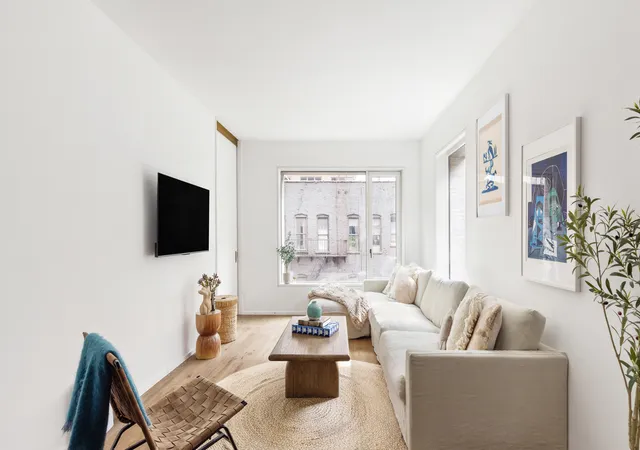 345-w-14th-street-6c-new-york-ny-10014/hzid_fe87b8db