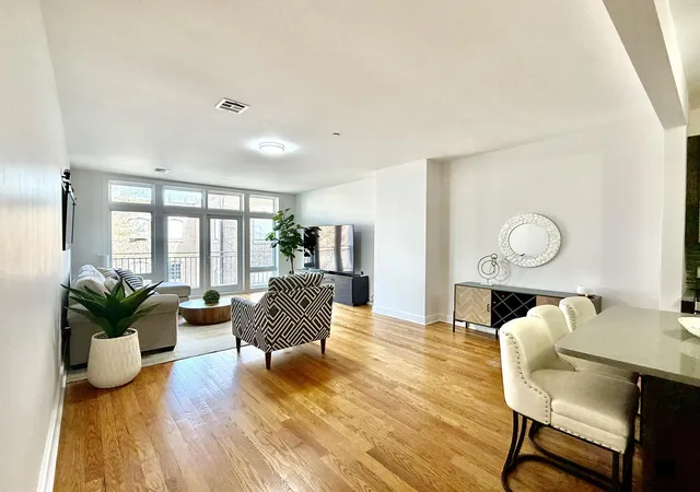 90-bay-street-lndg-3j-new-york-city-ny-10301/hzid_f13cee9c
