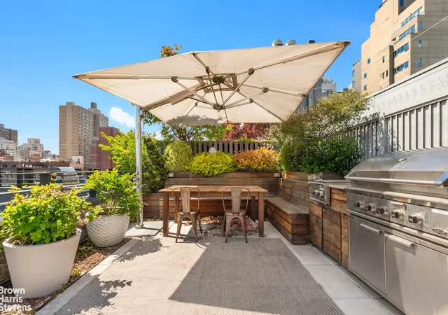 211-e-13th-street-1h-new-york-ny-10003/hzid_8530f3cc