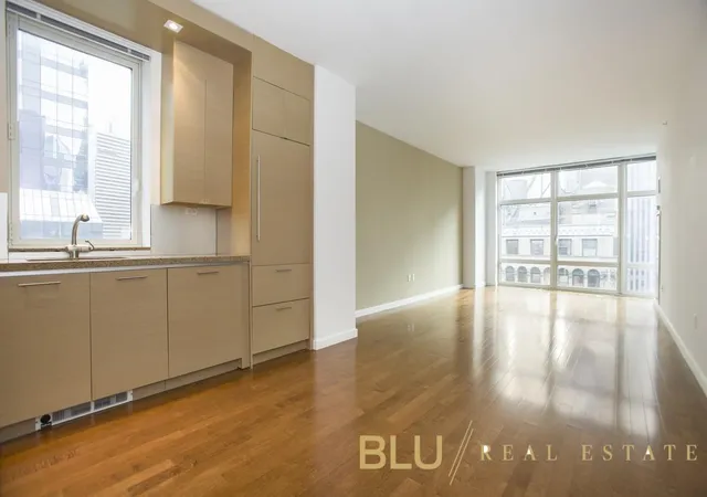 1600-broadway-20a-new-york-city-ny-10019/hzid_b6774fc5