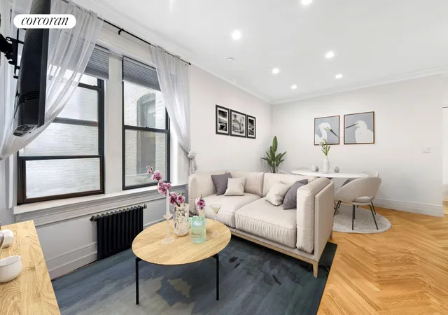 24-51-38th-st-3b-new-york-city-ny-11103/hzid_ffe8b613