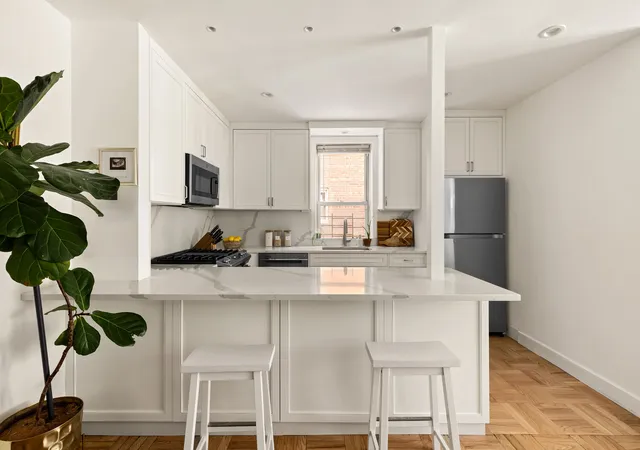 651-vanderbilt-st-2a-new-york-city-ny-11218/hzid_ec928e57