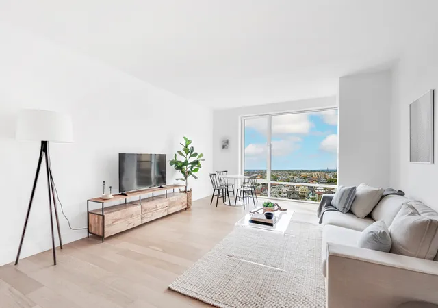 133-beach-116th-st-5j-new-york-city-ny-11694/hzid_c7d8061c