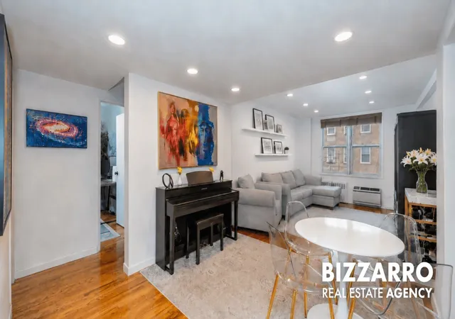 31-85-crescent-st-215-new-york-city-ny-11106/hzid_099bd538