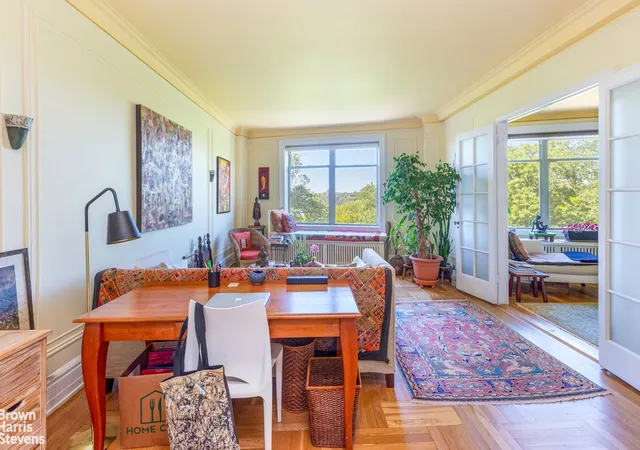 370-riverside-dr-5a-new-york-ny-10025/hzid_38c329f3