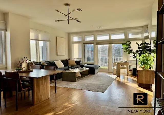 90-bay-st-landing-4-d-new-york-city-ny-10301/hzid_5751727b
