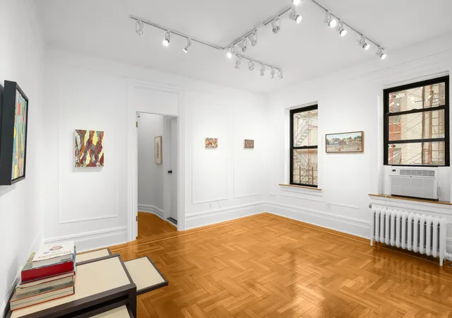 31-14-crescent-st-2d-new-york-city-ny-11106/hzid_eeace947