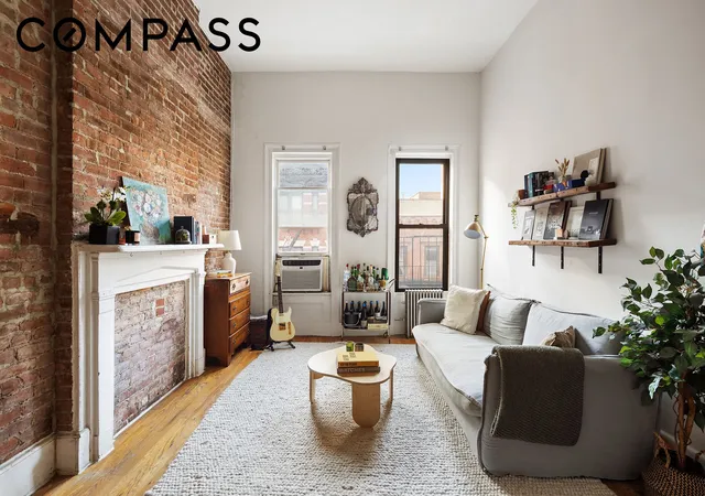 147-sullivan-st-5c-new-york-city-ny-10012/hzid_d3474ac9