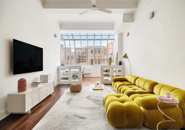 310-e-46th-street-19s-new-york-ny-10017/hzid_38e99ad3