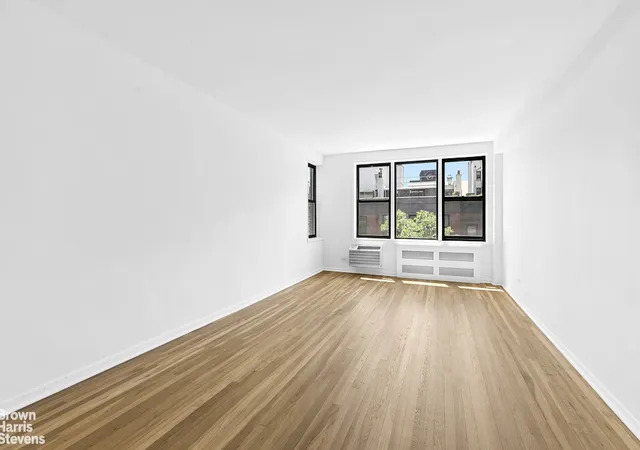 211-e-18th-st-5e-new-york-city-ny-10003/hzid_ebd181e4